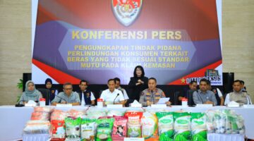 Satgas Pangan Polri Ungkap Praktik Curang Penjualan Beras, Potensi Rugikan Masyarakat Rp99,35 Triliun*