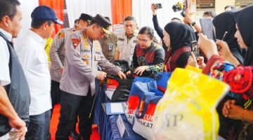 Kapolri Tinjau GPM di Kalbar, 310,25 ton beras SPHP telah Polri distribusikan