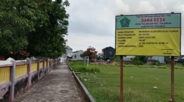 Kepala Desa Tulangan Jalankan Program Dana Desa Dengan Tepat , Beberapa Warga Berikan Apresiasi Kinerja Yang Baik dan Pelayanan Ramah